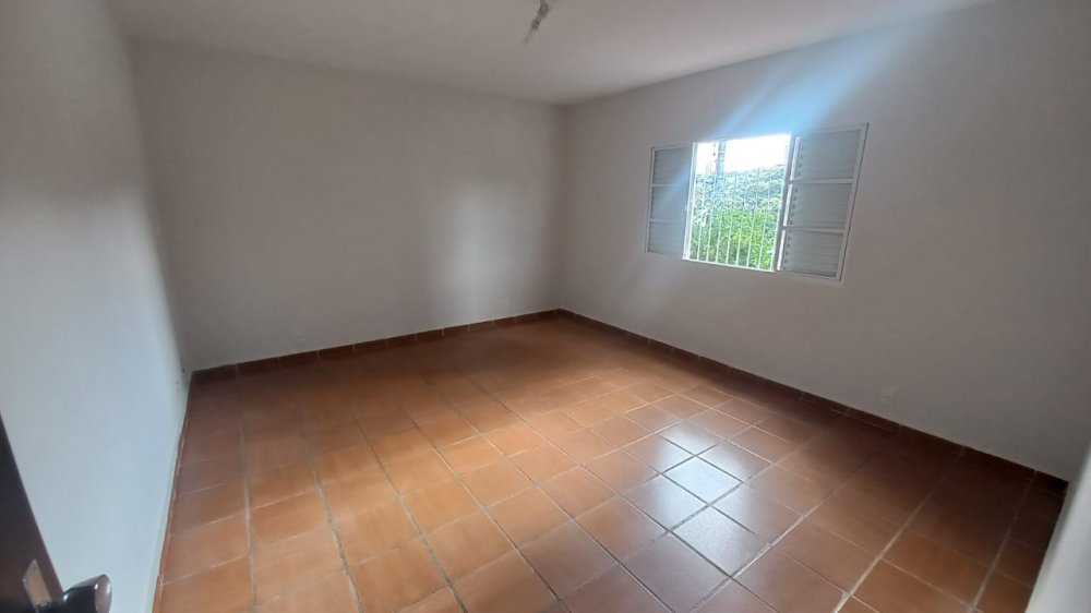 Casa à venda com 4 quartos, 222m² - Foto 18