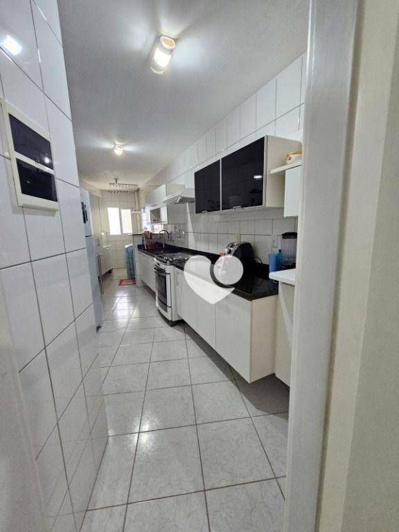 Apartamento à venda com 3 quartos, 111m² - Foto 11