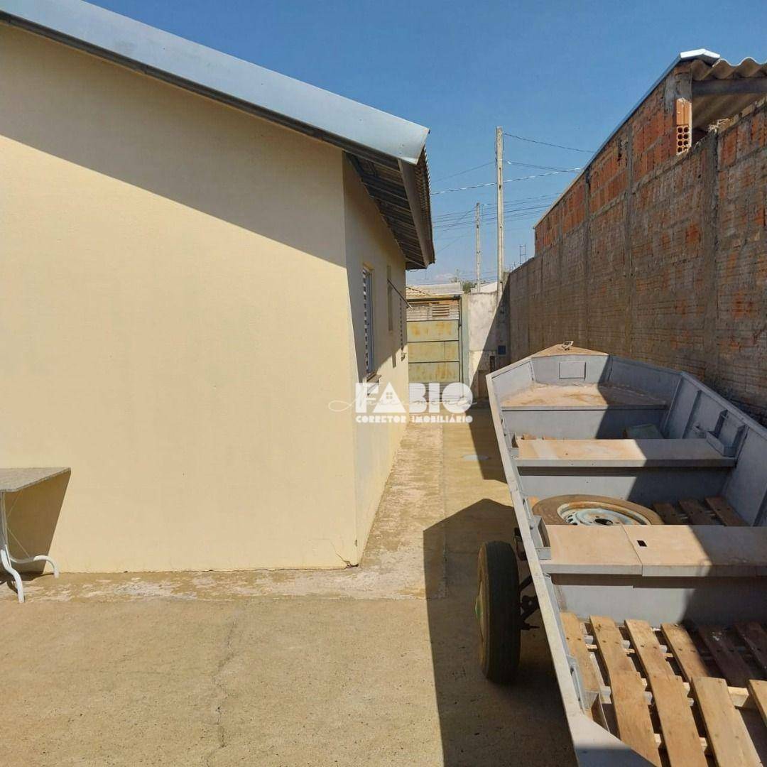 Casa à venda com 2 quartos, 45m² - Foto 12