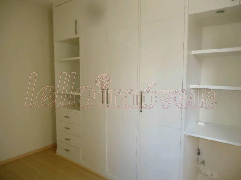 Apartamento para alugar com 3 quartos, 102m² - Foto 9