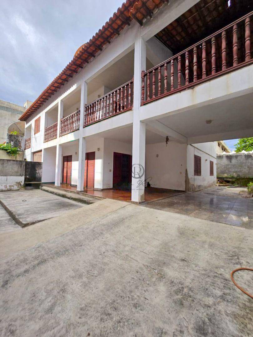 Casa, 7 quartos, 400 m² - Foto 1