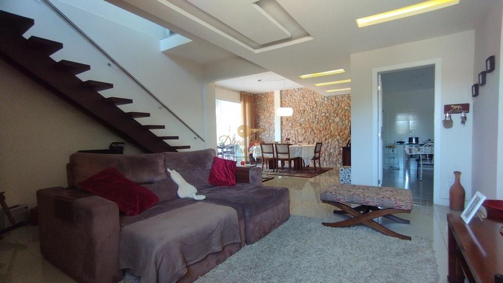 Casa à venda com 4 quartos, 900m² - Foto 9