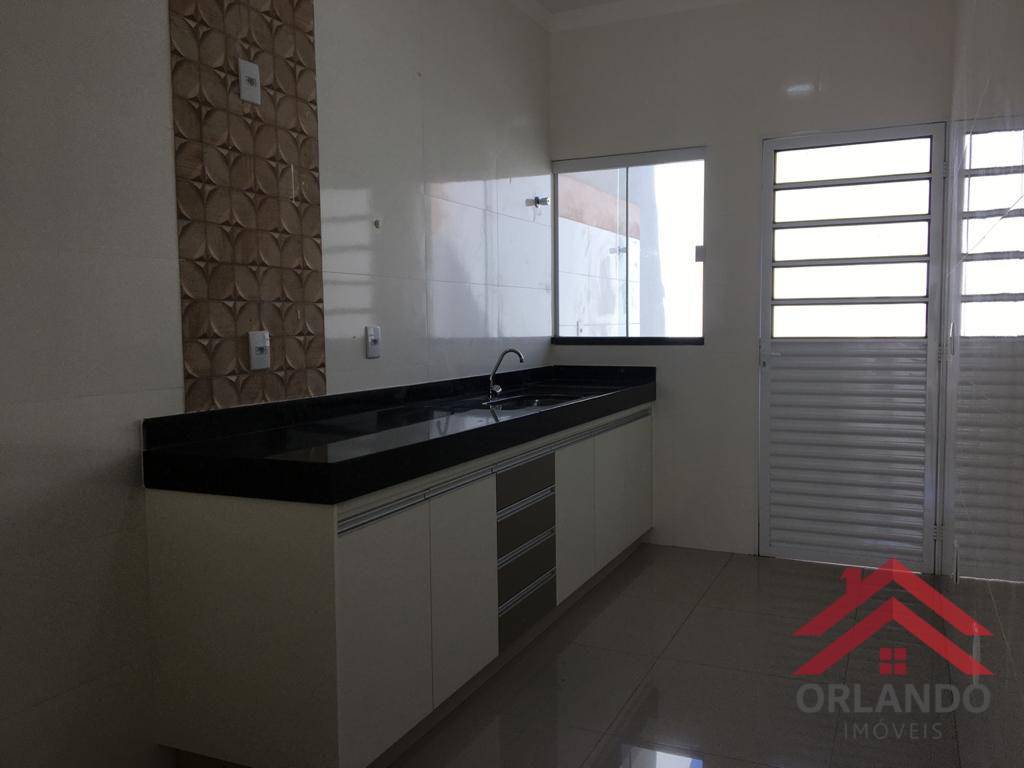 Casa à venda com 2 quartos, 70m² - Foto 9