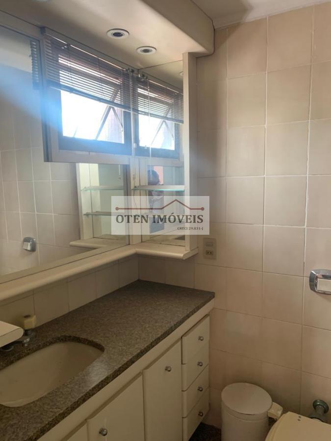 Apartamento à venda com 3 quartos, 192m² - Foto 12