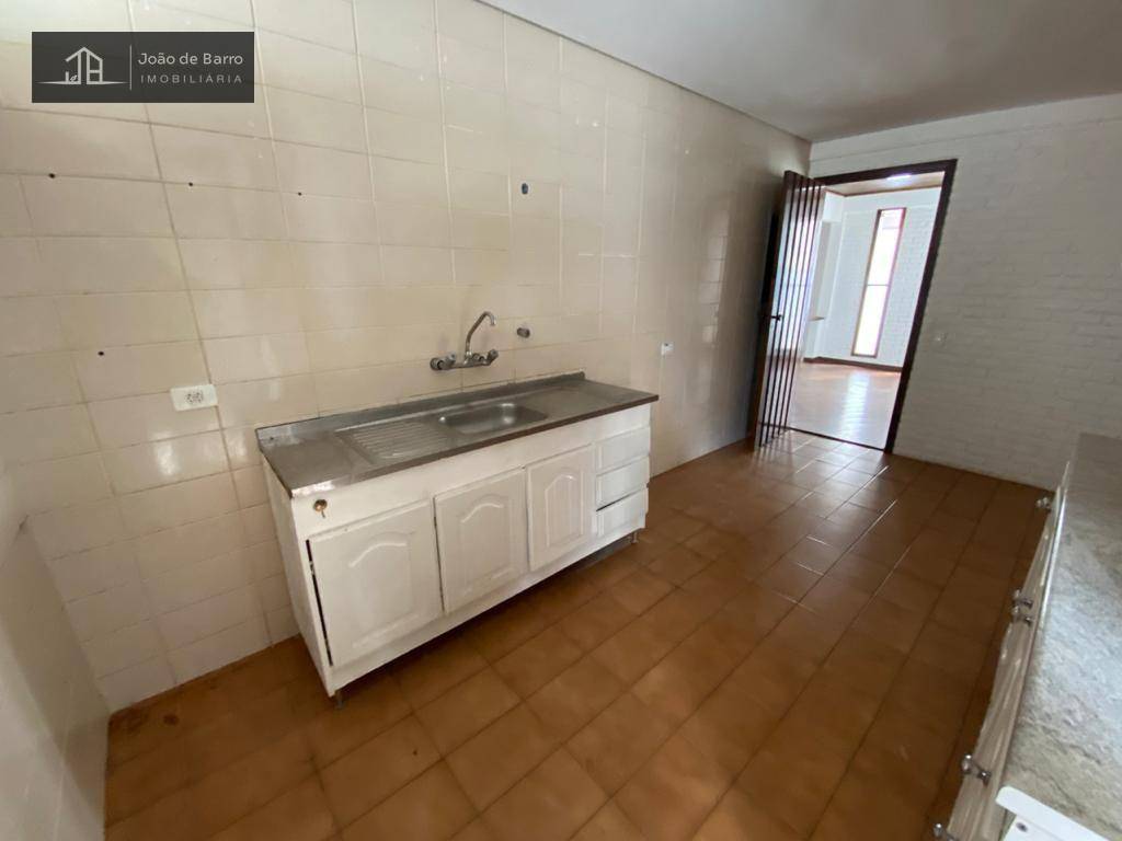 Casa de Condomínio à venda com 4 quartos, 230m² - Foto 14