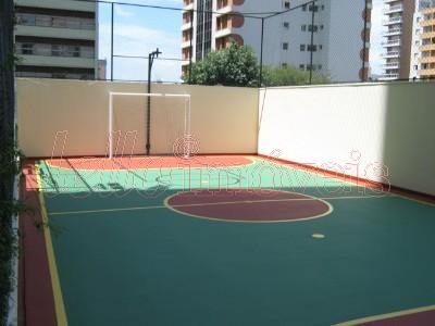 Apartamento para alugar com 2 quartos, 76m² - Foto 13