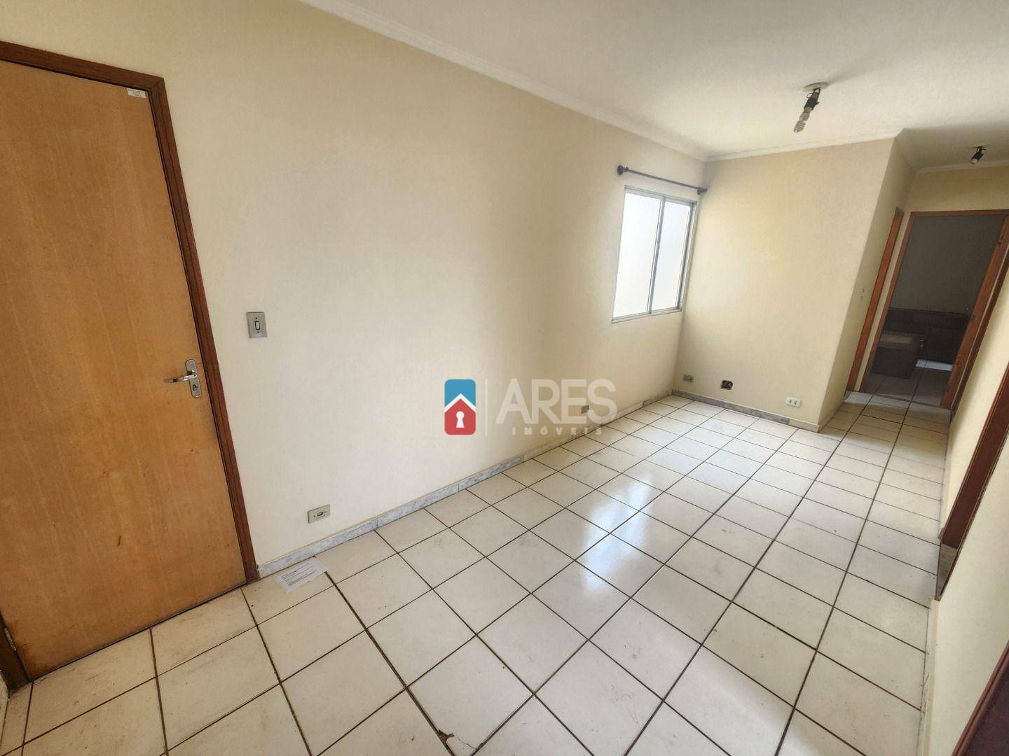 Apartamento para alugar com 3 quartos, 60m² - Foto 2