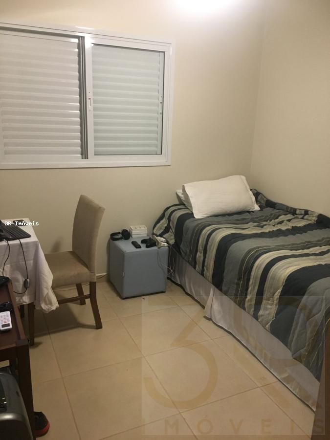 Apartamento à venda com 3 quartos, 106m² - Foto 15