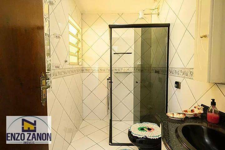 Casa à venda e aluguel com 3 quartos, 210m² - Foto 13