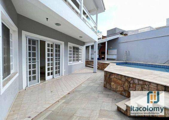 Casa de Condomínio à venda com 4 quartos, 450m² - Foto 4