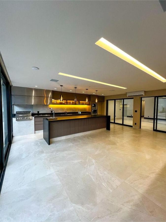 Casa à venda com 3 quartos, 618m² - Foto 8