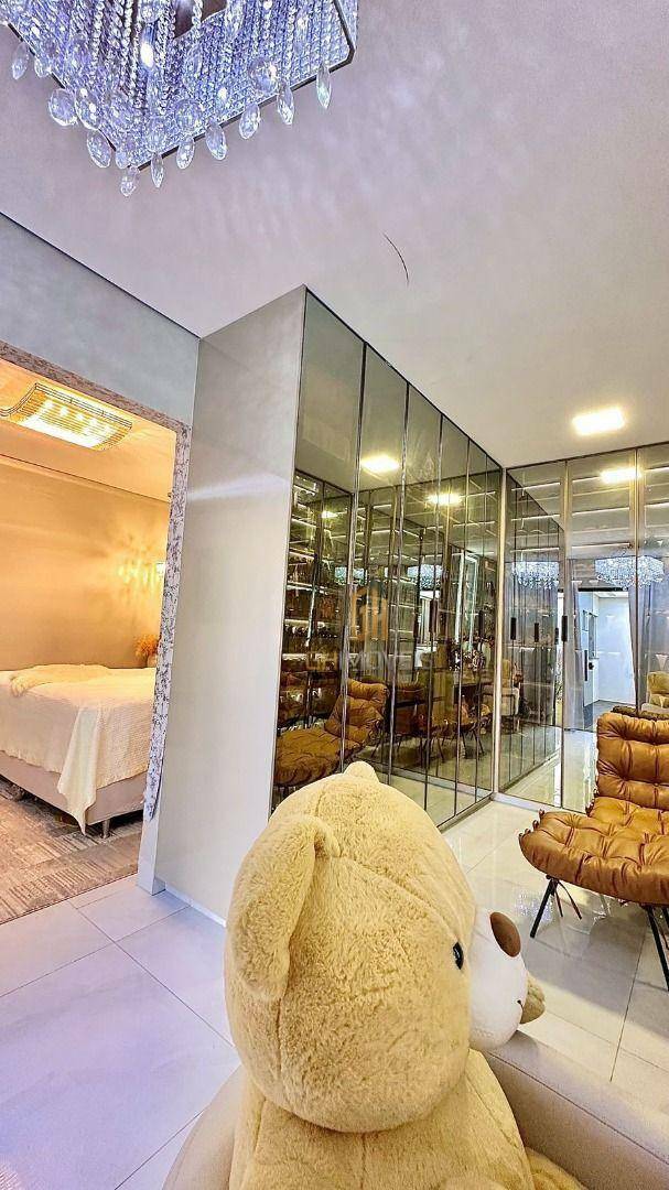 Casa à venda com 3 quartos, 240m² - Foto 4
