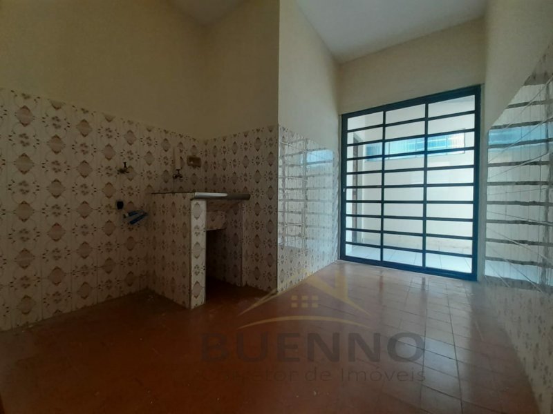 Casa à venda com 3 quartos, 128m² - Foto 17