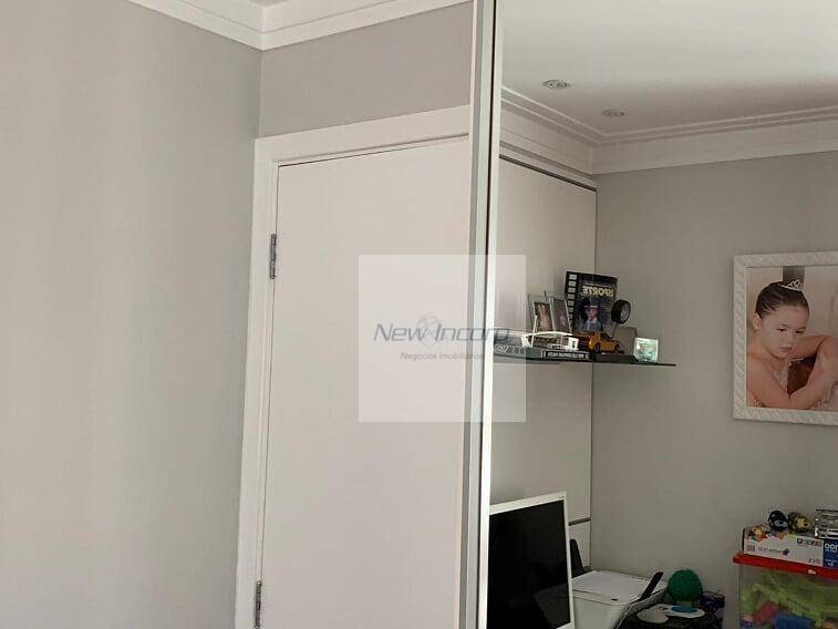 Apartamento à venda com 4 quartos, 198m² - Foto 23