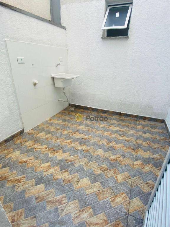 Apartamento à venda com 2 quartos, 44m² - Foto 7