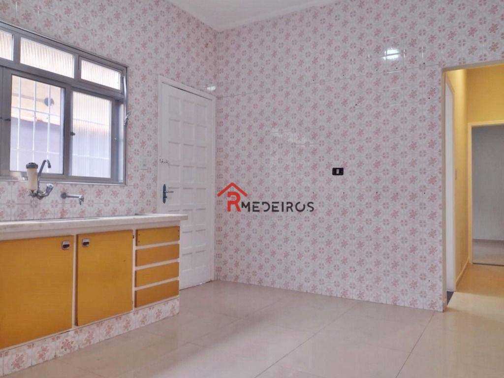 Casa à venda com 2 quartos, 75m² - Foto 5