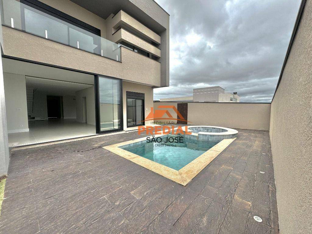 Casa de Condomínio à venda com 4 quartos, 369m² - Foto 3