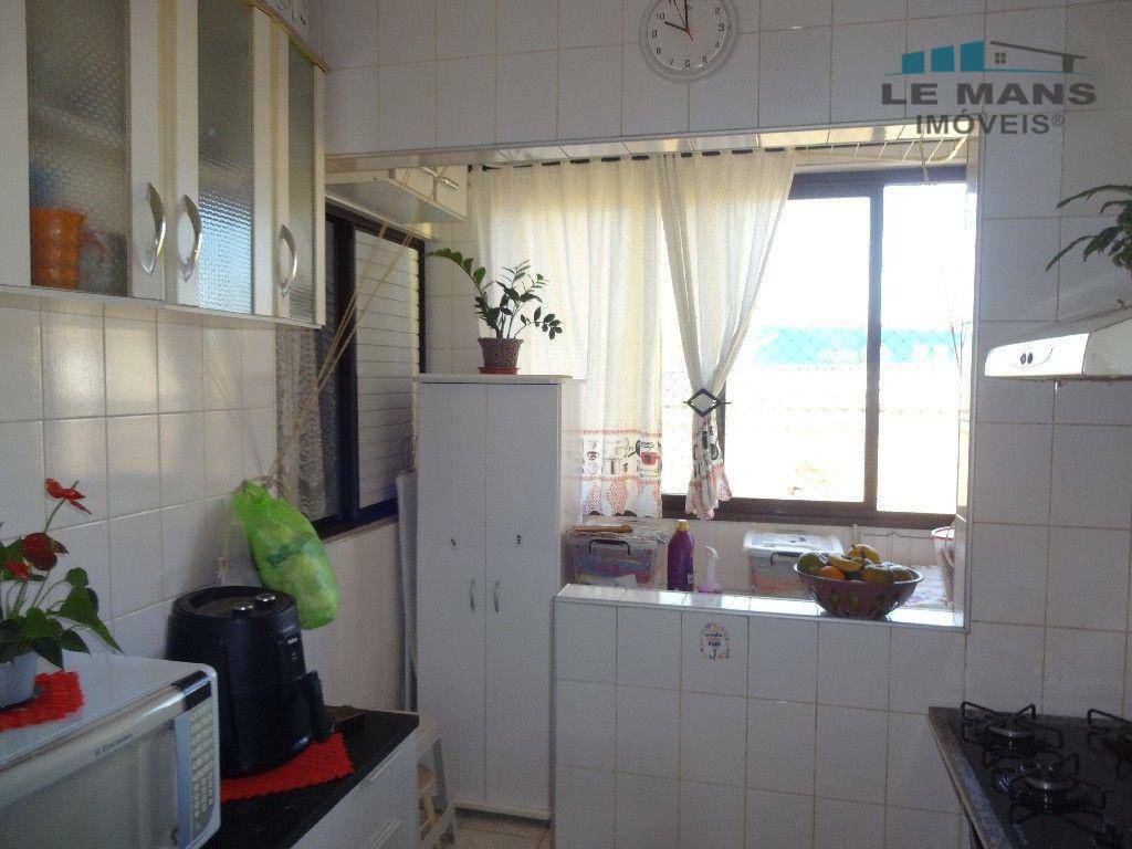 Apartamento à venda com 3 quartos, 74m² - Foto 36