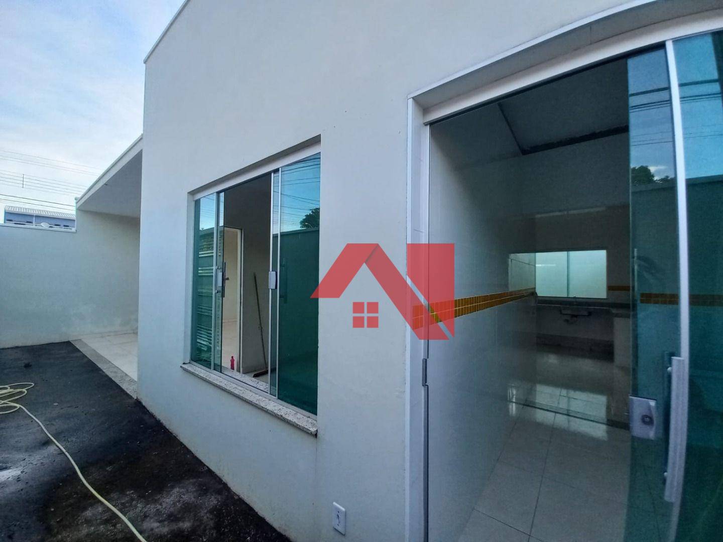 Casa à venda com 2 quartos, 90m² - Foto 6