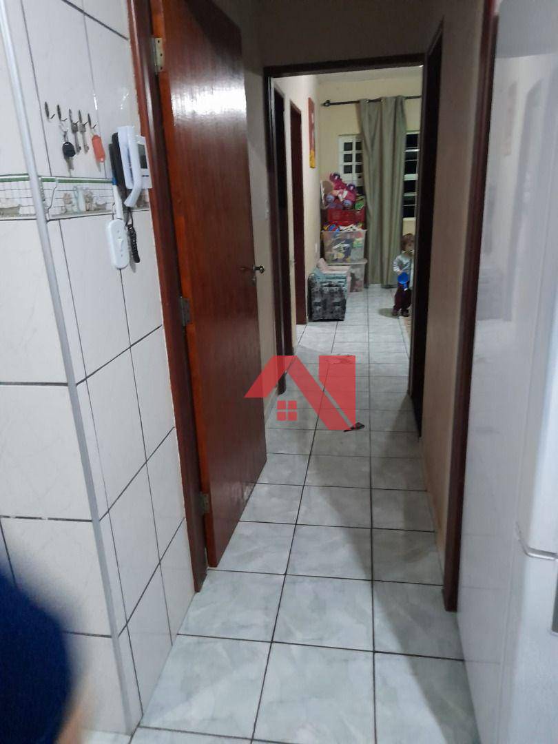 Casa à venda com 2 quartos, 190m² - Foto 13