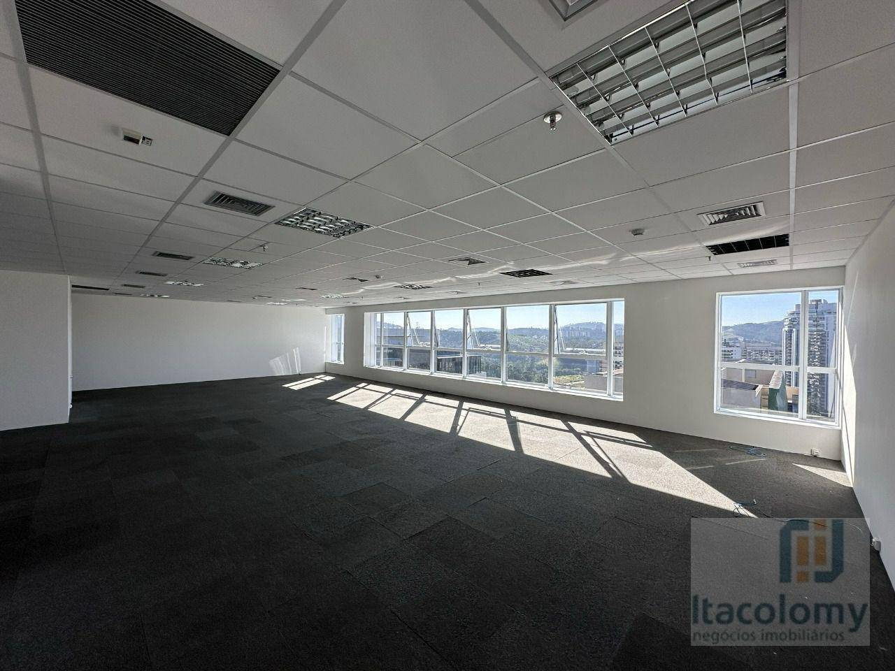 Sala-Conjunto, 225 m² - Foto 1