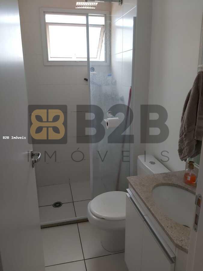 Apartamento à venda com 2 quartos, 64m² - Foto 9