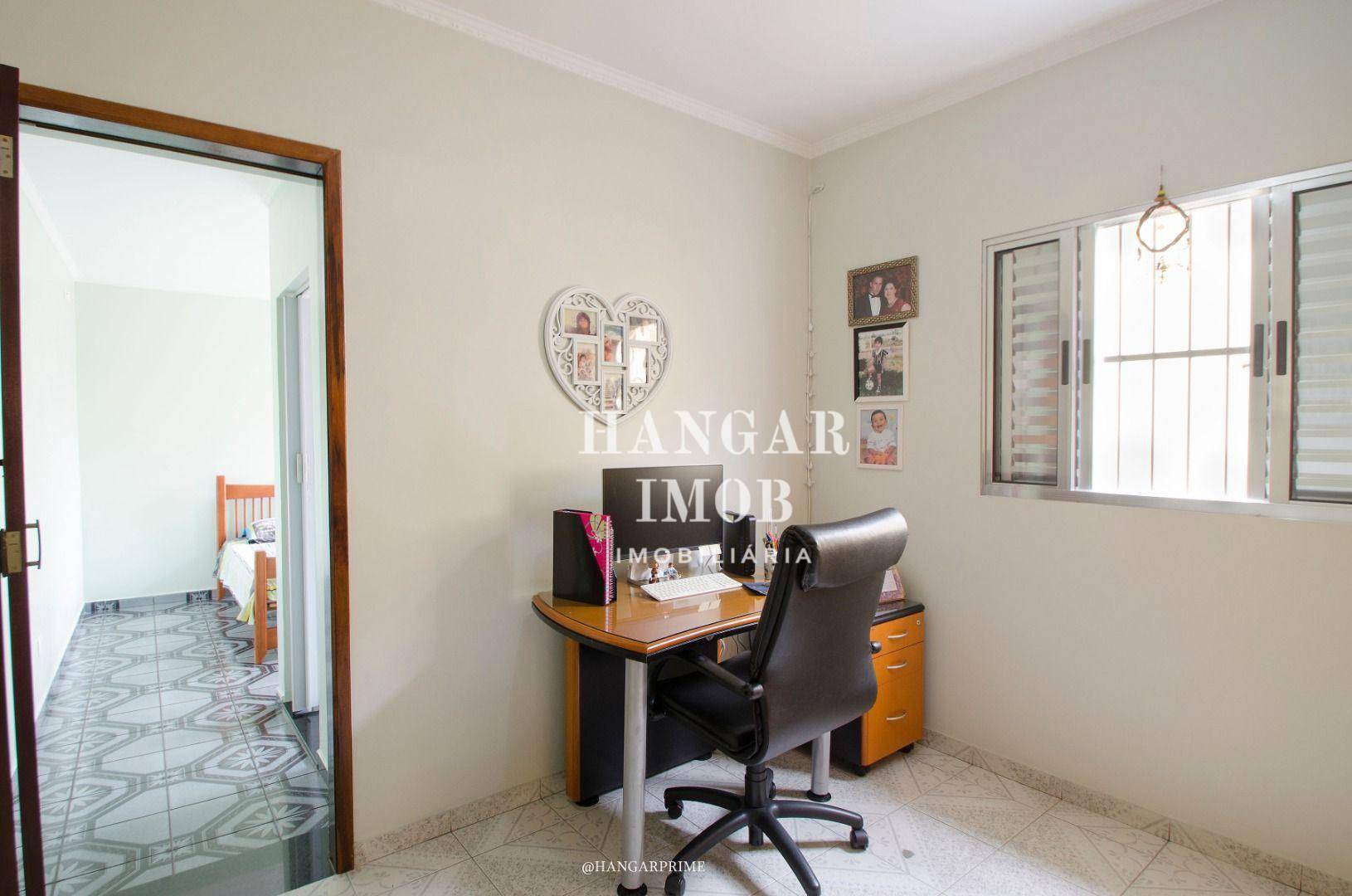 Casa à venda com 3 quartos, 87m² - Foto 13