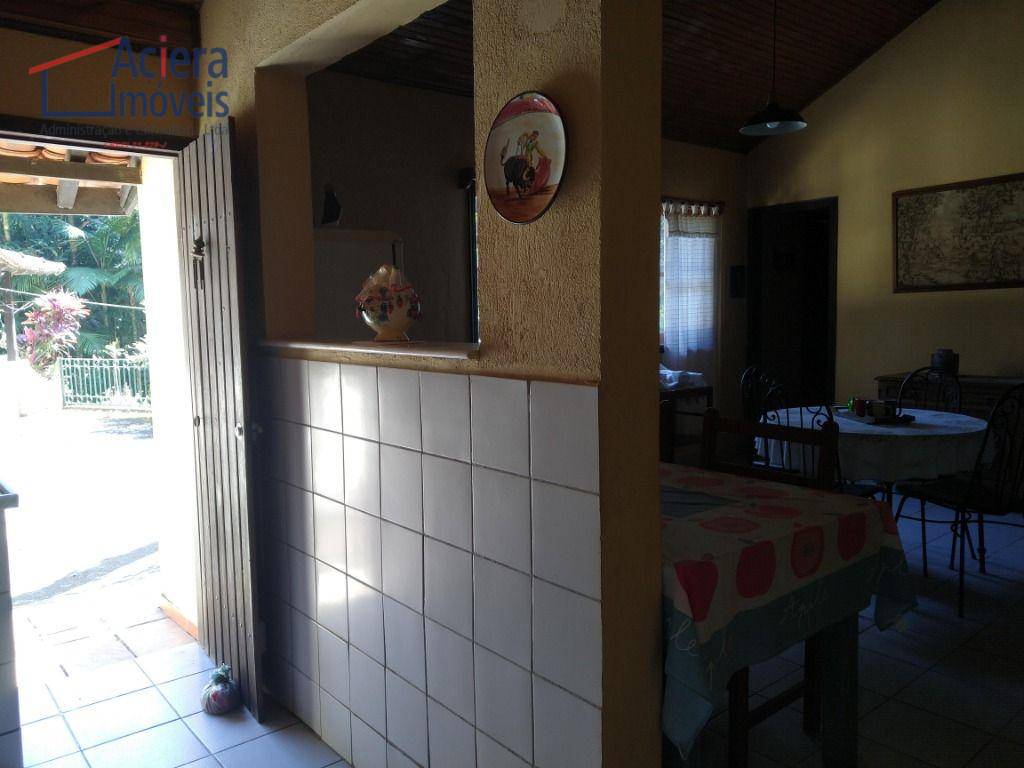Casa de Condomínio à venda com 3 quartos, 300m² - Foto 57