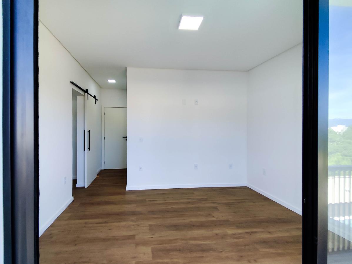 Casa à venda com 3 quartos, 136m² - Foto 15