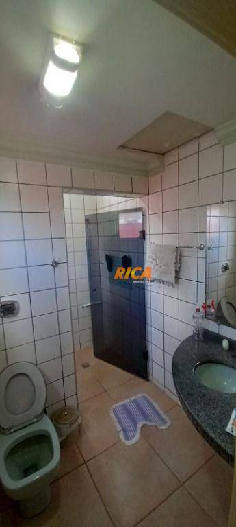 Apartamento à venda com 3 quartos, 208M2 - Foto 15