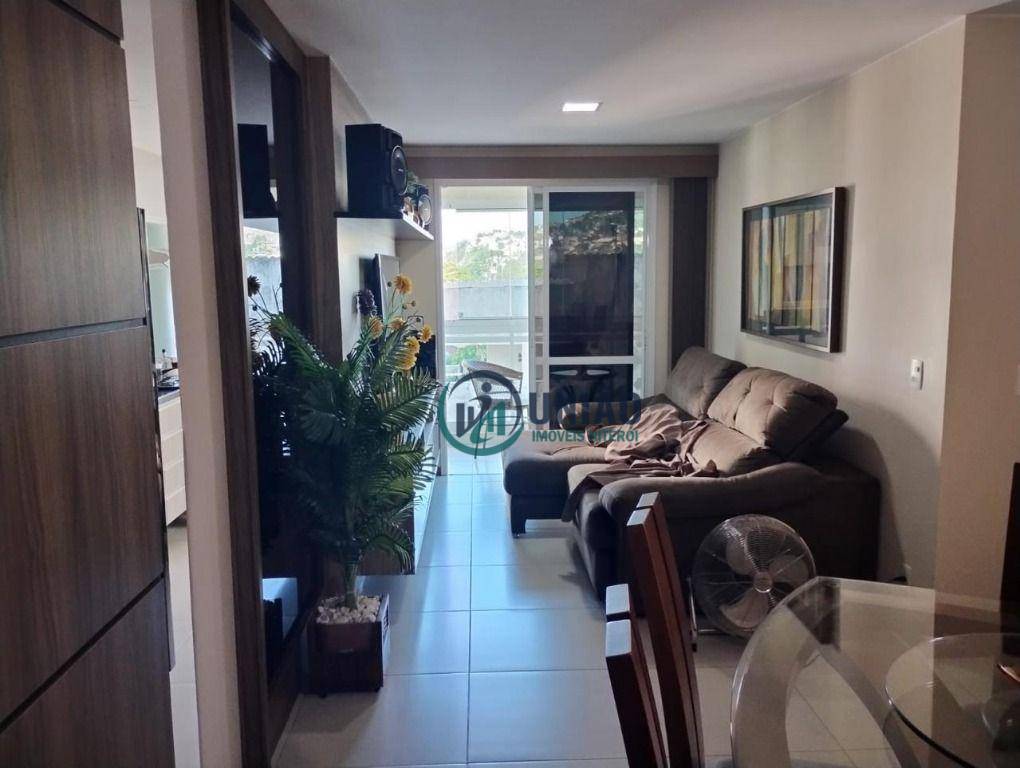 Apartamento à venda com 3 quartos, 73m² - Foto 1