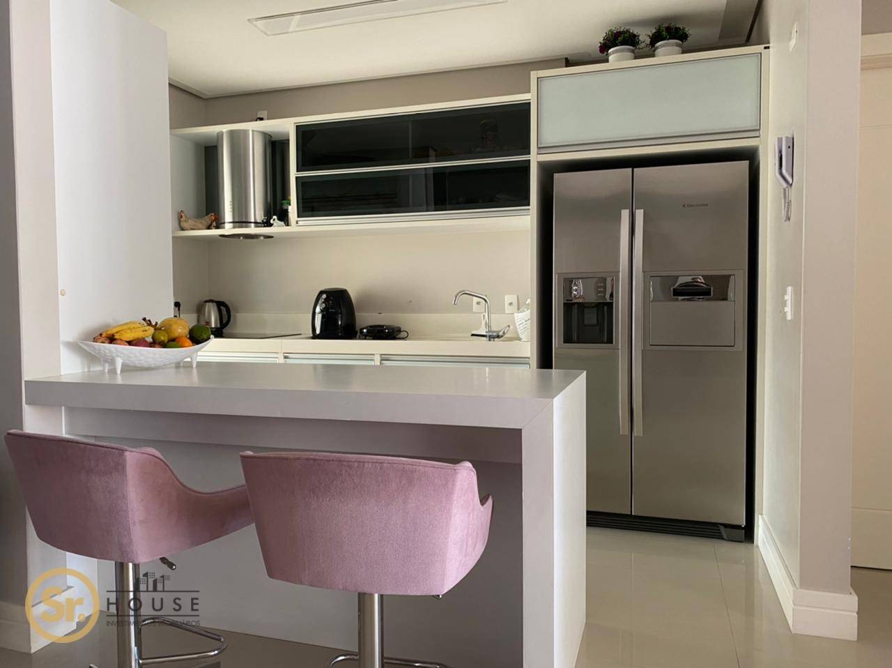 Apartamento à venda com 3 quartos, 125m² - Foto 13