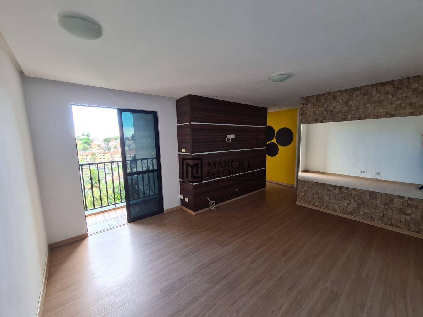 Apartamento à venda com 3 quartos, 69m² - Foto 2