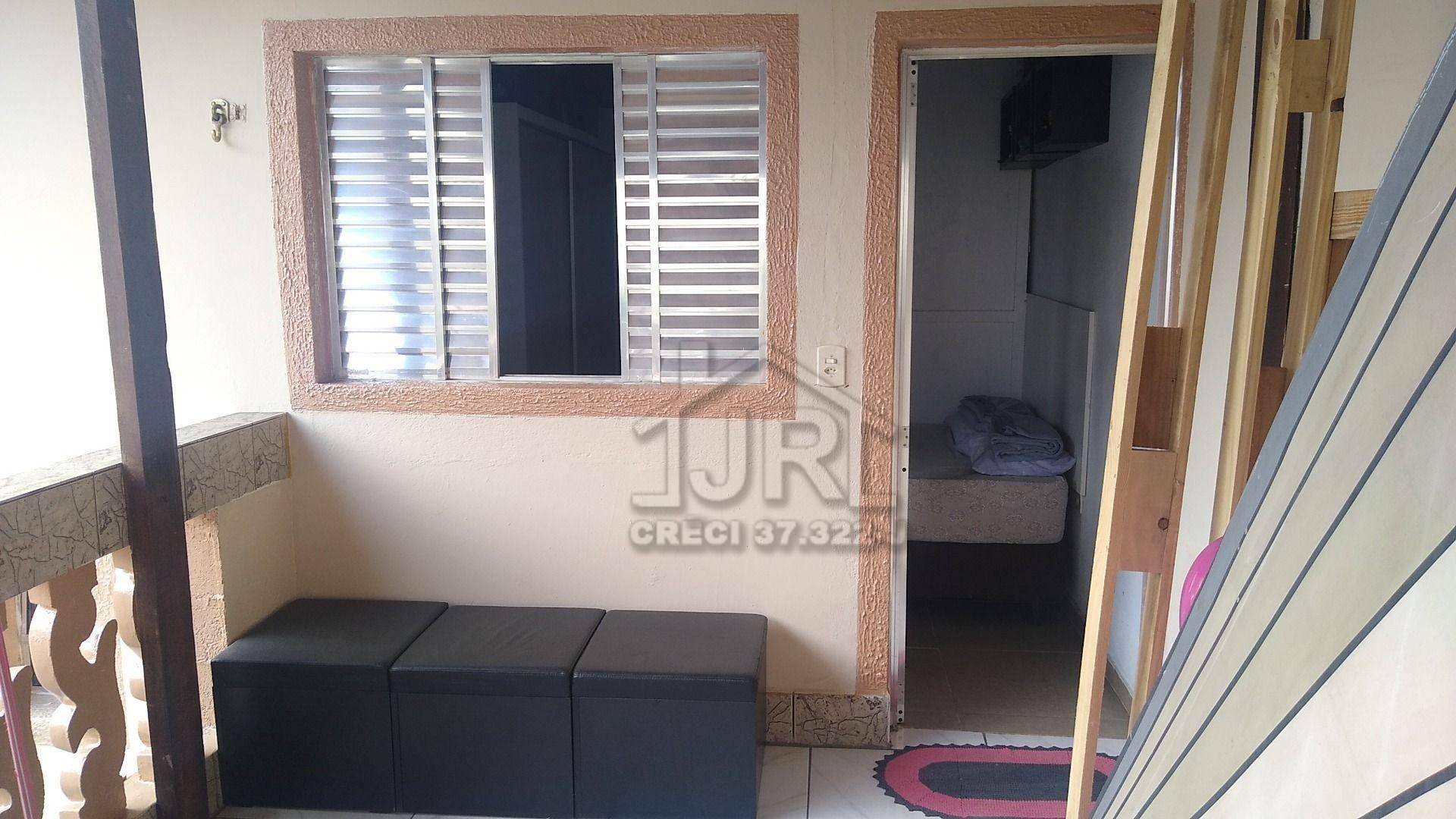 Casa à venda com 3 quartos, 103m² - Foto 14