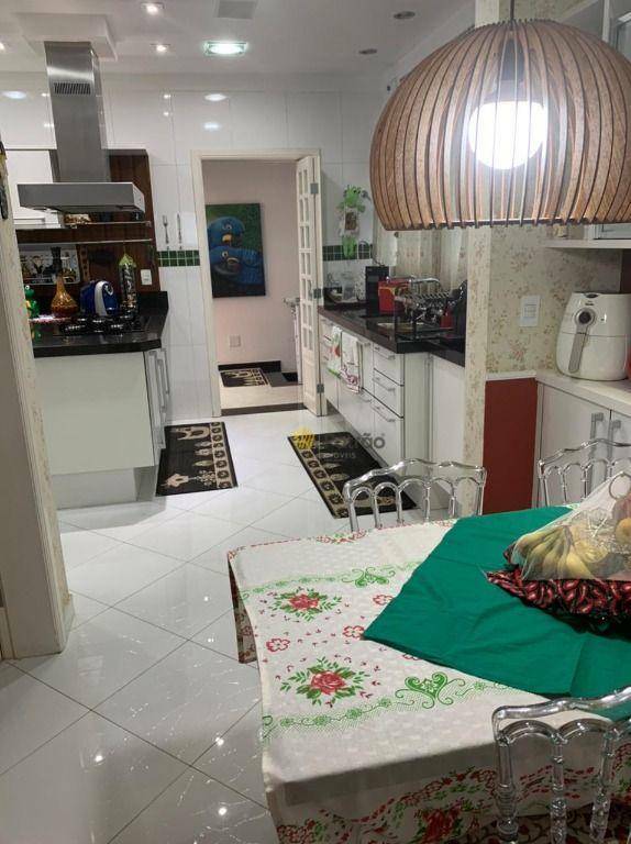 Casa de Condomínio à venda com 6 quartos, 600m² - Foto 5