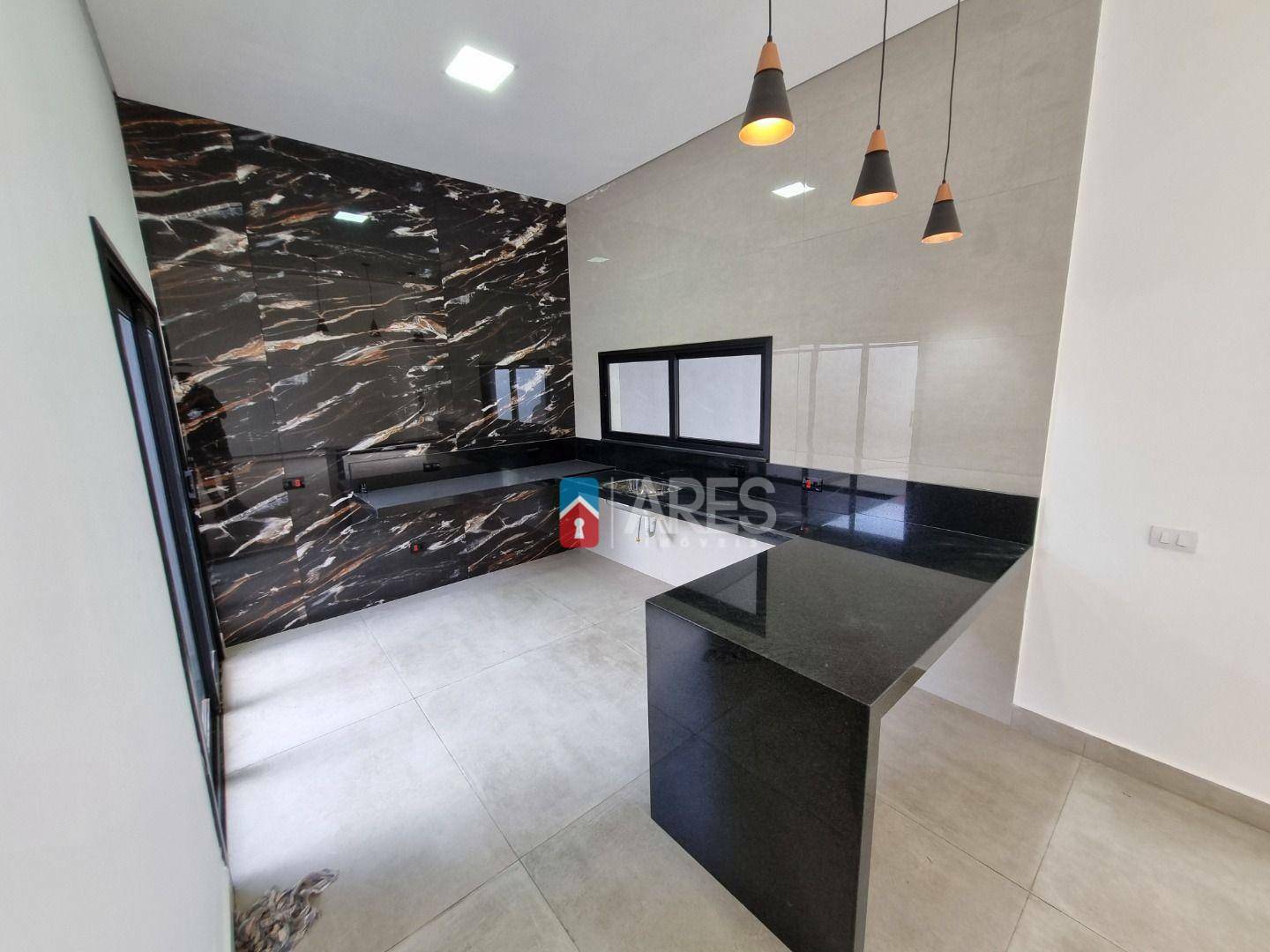 Casa à venda com 3 quartos, 222m² - Foto 11