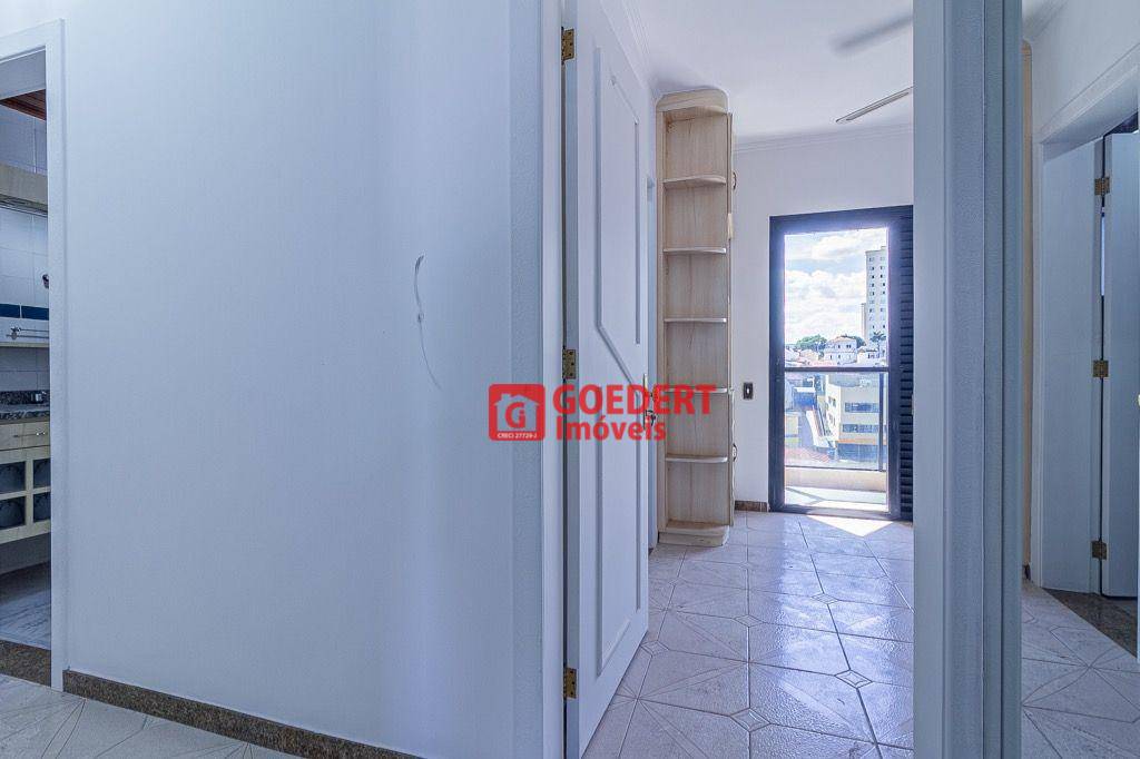 Apartamento à venda com 3 quartos, 132m² - Foto 25