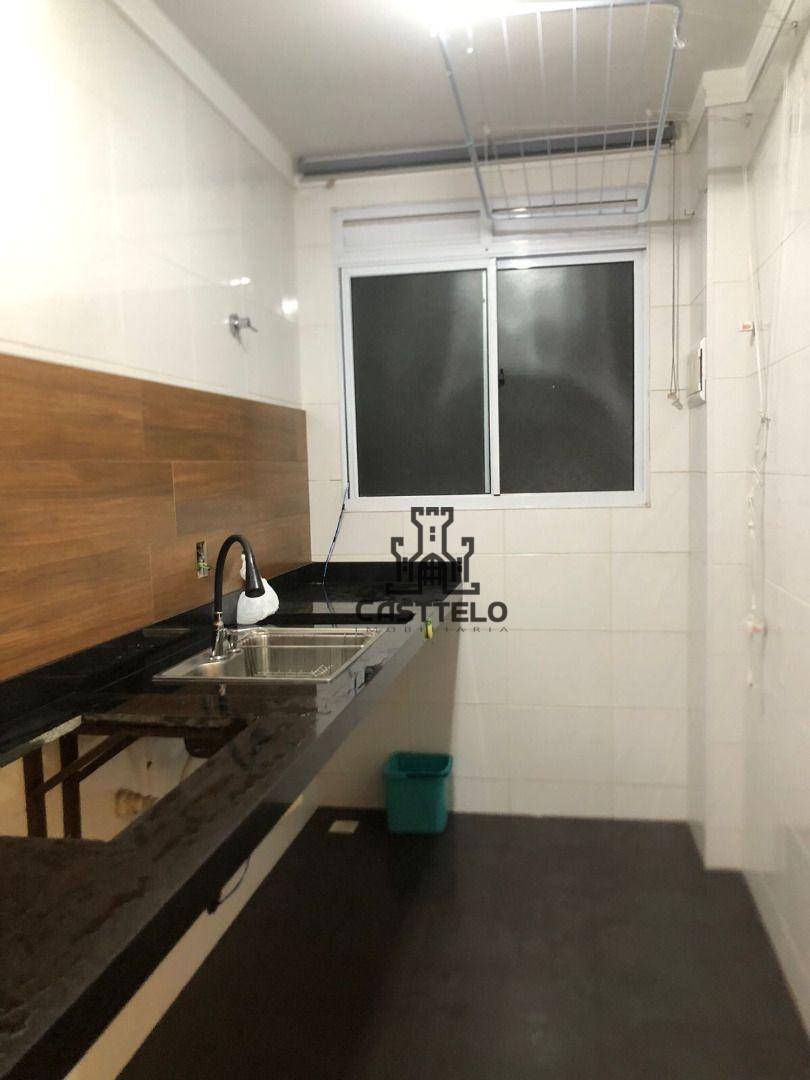 Apartamento à venda com 2 quartos, 40m² - Foto 9