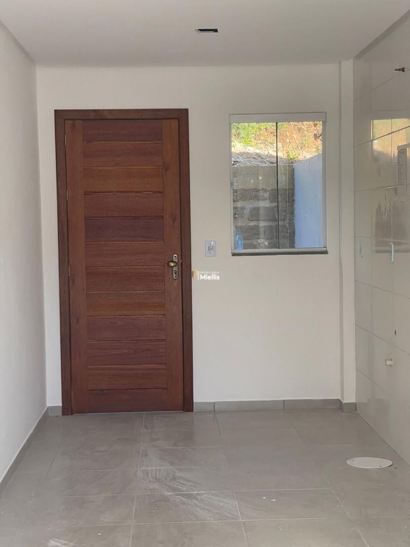 Apartamento à venda com 2 quartos, 55m² - Foto 3