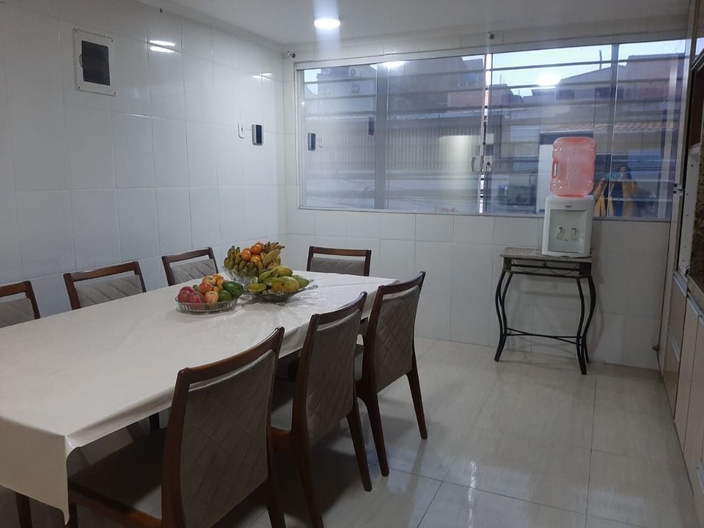 Sobrado, 4 quartos, 260 m² - Foto 4