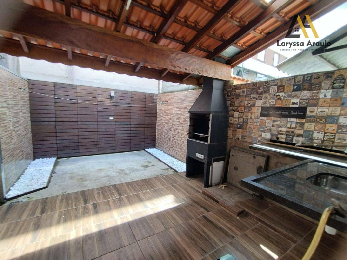 Casa à venda com 2 quartos, 50m² - Foto 11