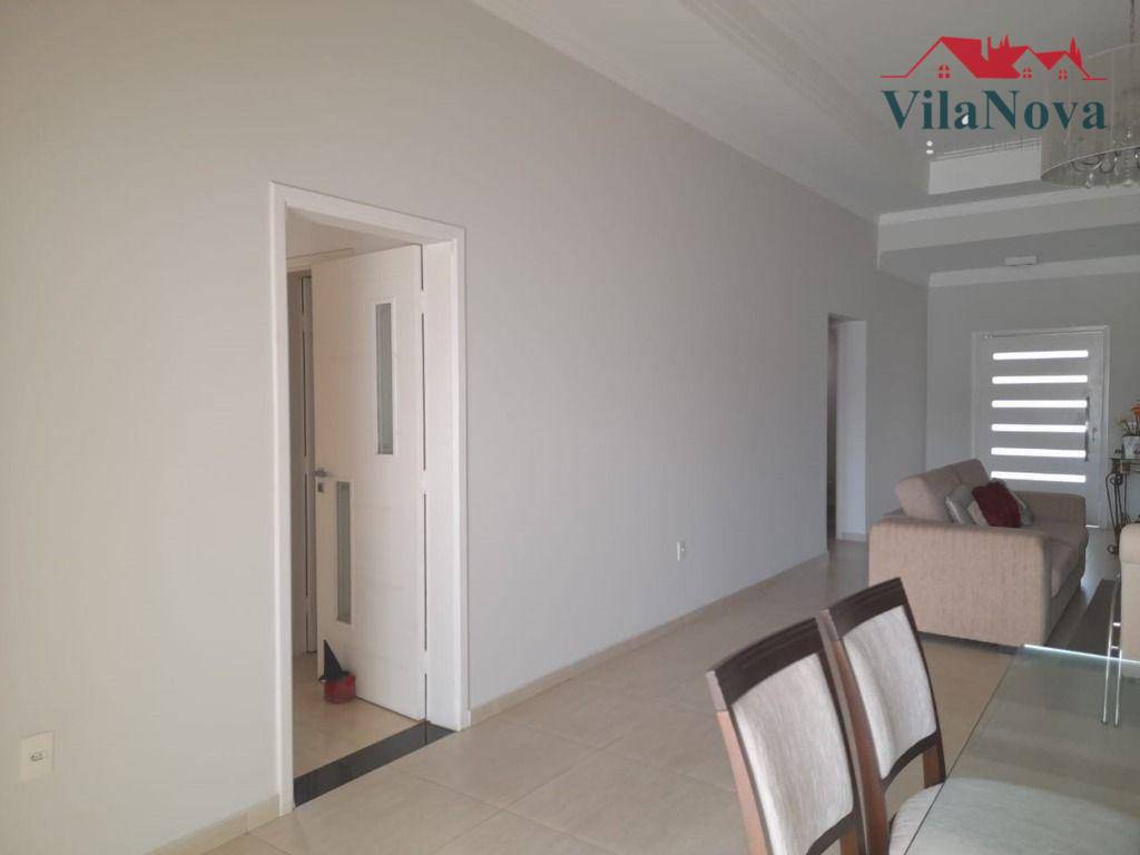 Casa de Condomínio à venda com 4 quartos, 326m² - Foto 9