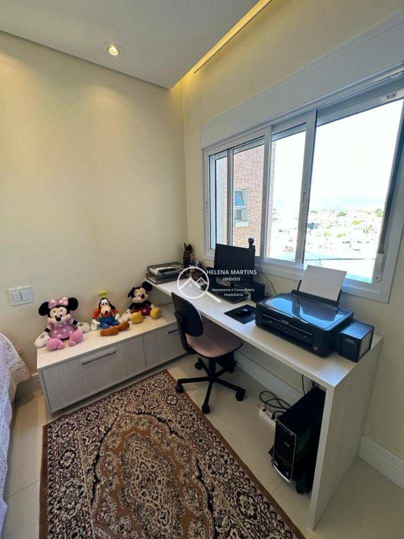 Apartamento à venda com 3 quartos, 155m² - Foto 17