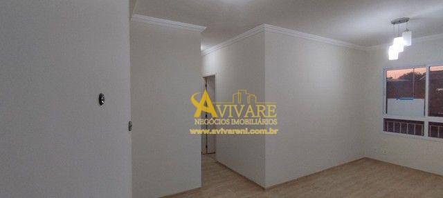 Apartamento à venda com 3 quartos, 62m² - Foto 3