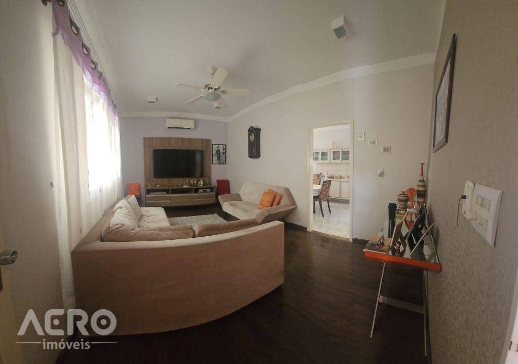 Casa à venda com 3 quartos, 160m² - Foto 31