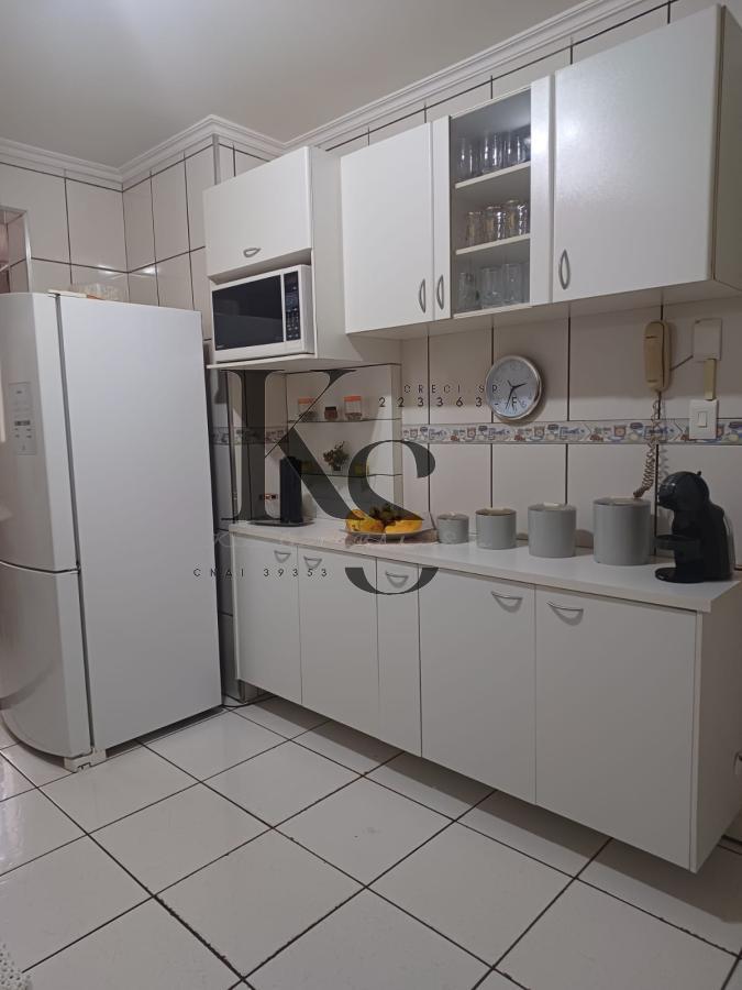 Apartamento à venda com 3 quartos, 154m² - Foto 8