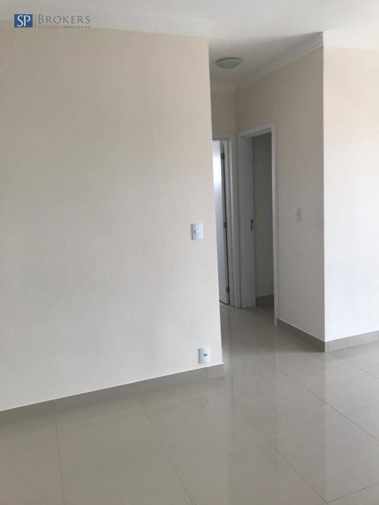 Apartamento à venda com 2 quartos, 72m² - Foto 4