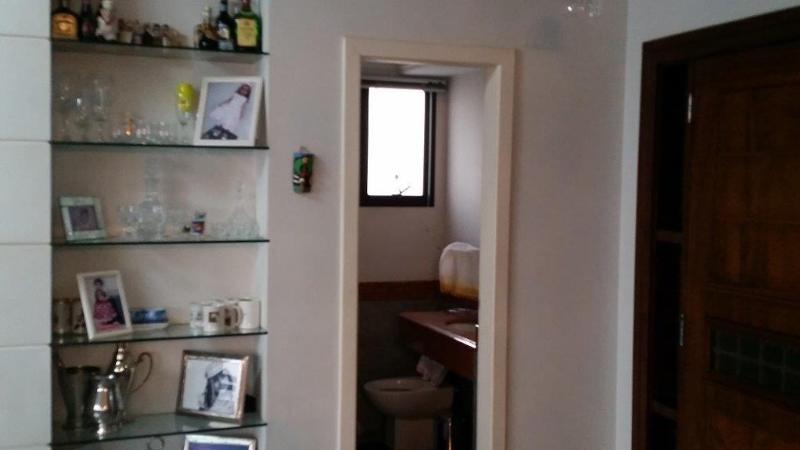 Apartamento à venda com 3 quartos, 230m² - Foto 26