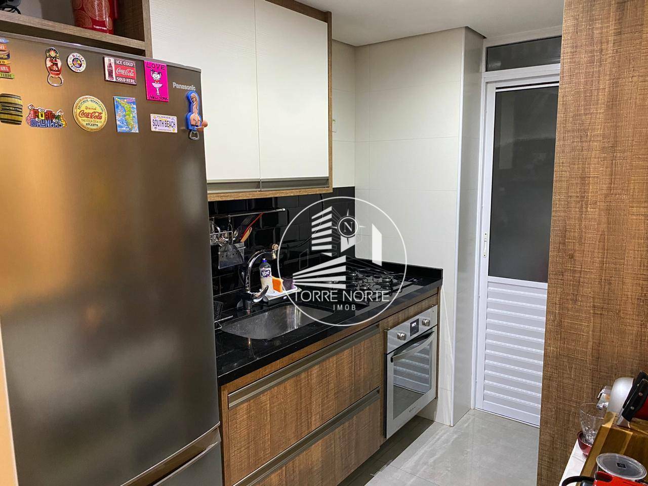 Apartamento à venda com 2 quartos, 67m² - Foto 6