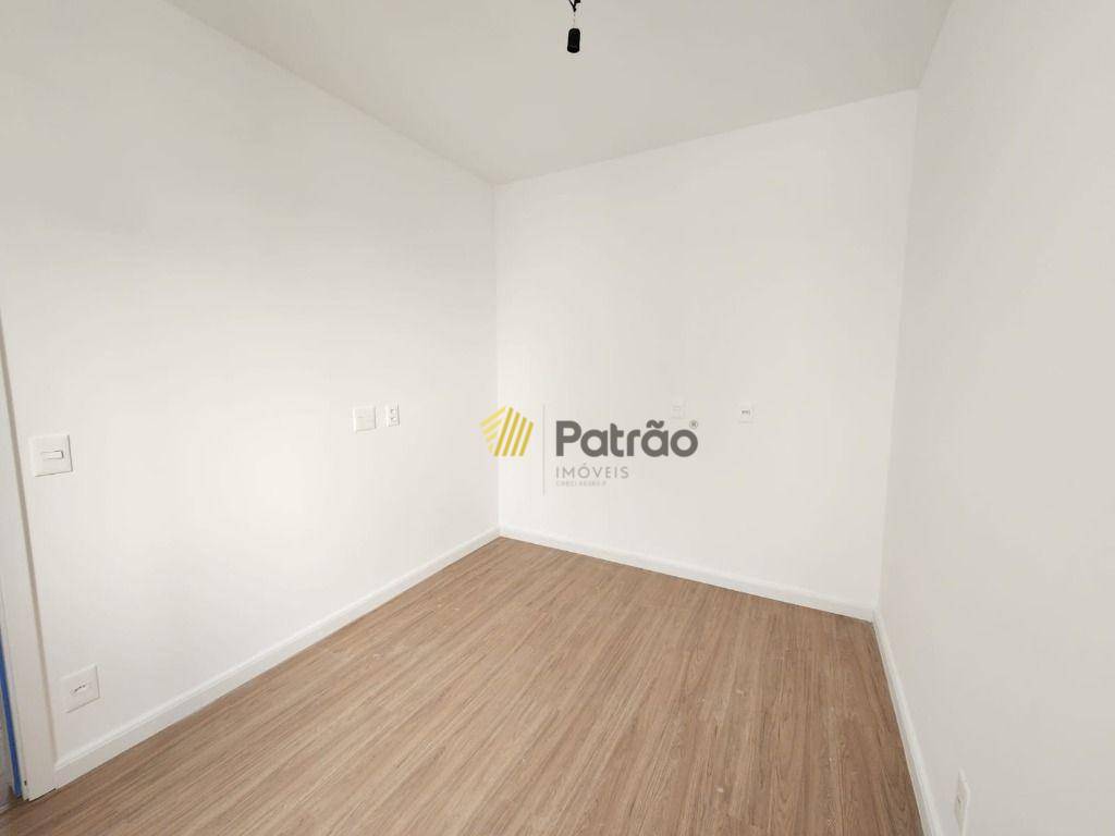 Apartamento à venda com 2 quartos, 69m² - Foto 13